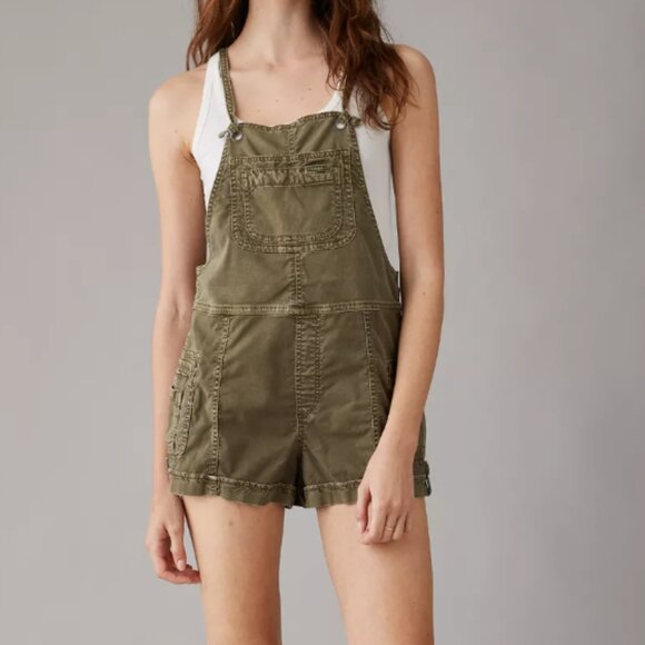 🌿 NWT AE Baggy Overall Short, Size M (US 8- 10) - Picture 1 of 5